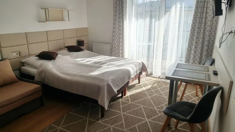 Cozy Double/Triple Room