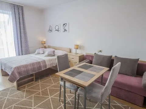 Room No. 4
